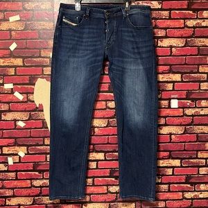 Diesel industries Larkee regular straight dark wash size 38